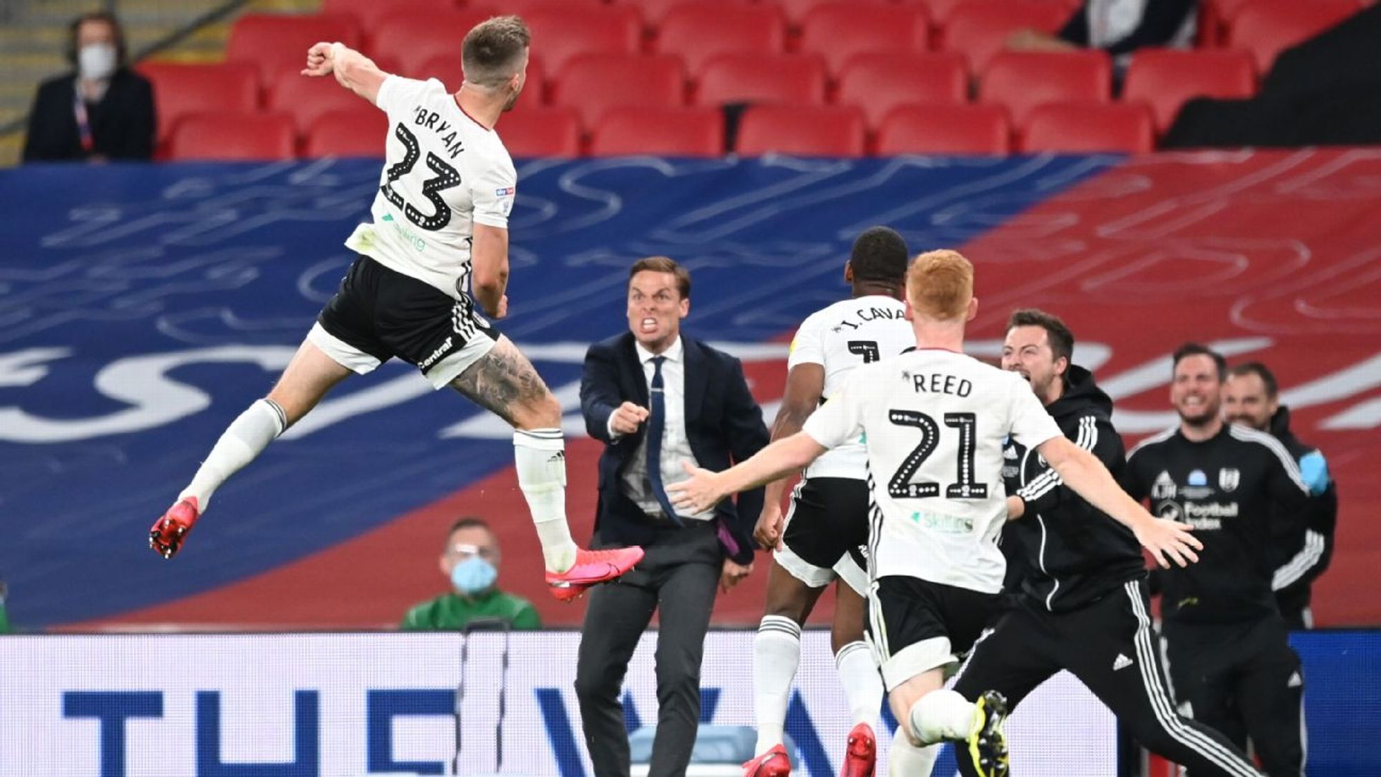 拉沃受伤的 拉沃受伤的